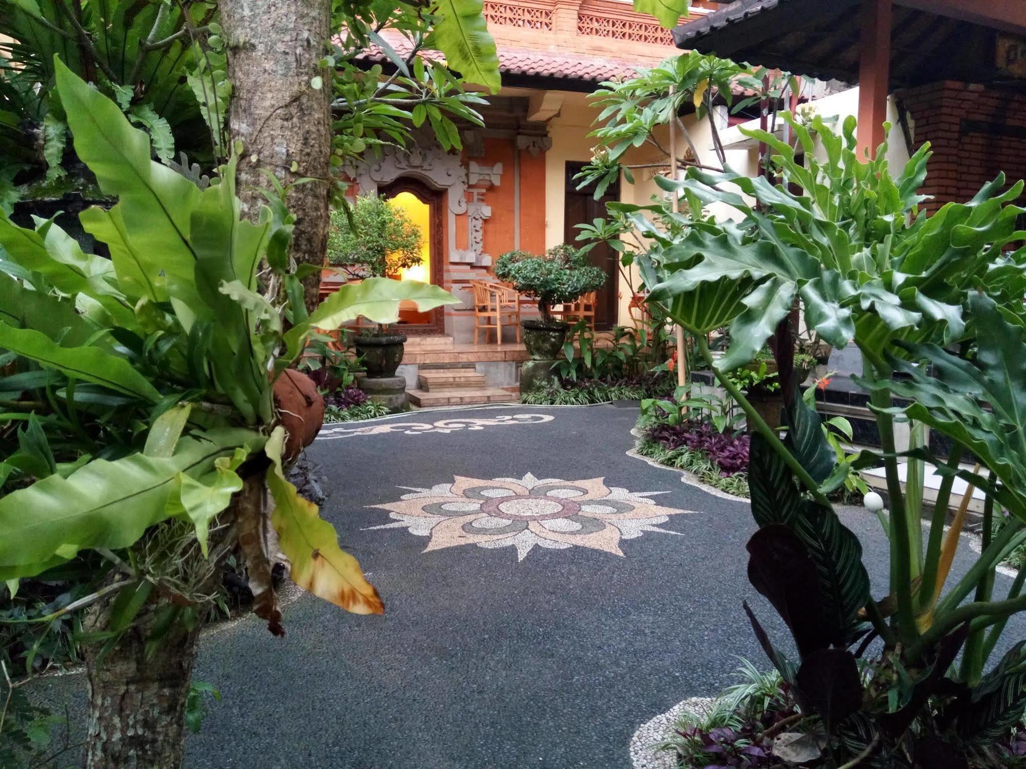 The Unique Homestay Убуд Екстериор снимка